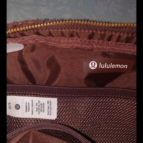 Lululemon Athletica Brown Fleece Fanny Pack Crossbody Bag Purse L2 Large - Picture 8 of 9
